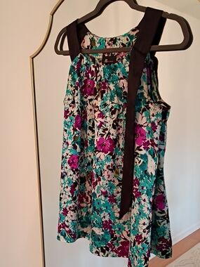 Floral Sleeveless A-Line Blouse with Black Tie Straps